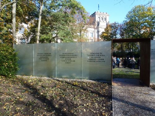 Memorial to the Sinti and Roma victims of National Socialism
